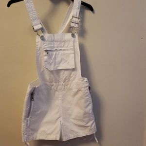 Overall shorts
